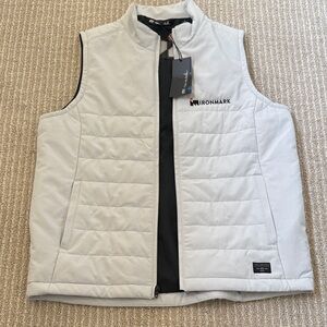 NWT Womans Light Gray Quilted Vest Travis Mathew - need to remove logo